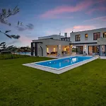 Bella And Chiara By Seeadria Agency بروتونيغلا